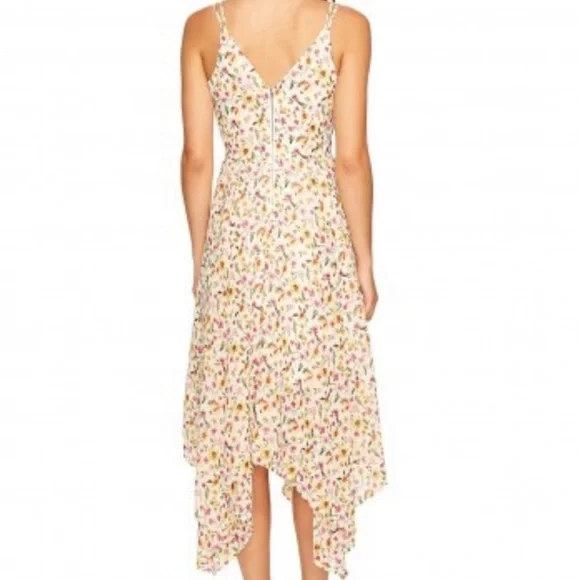 Romeo & Juliet Couture Floral Handkerchief Hem Slip Dress - Picture 4 of 14